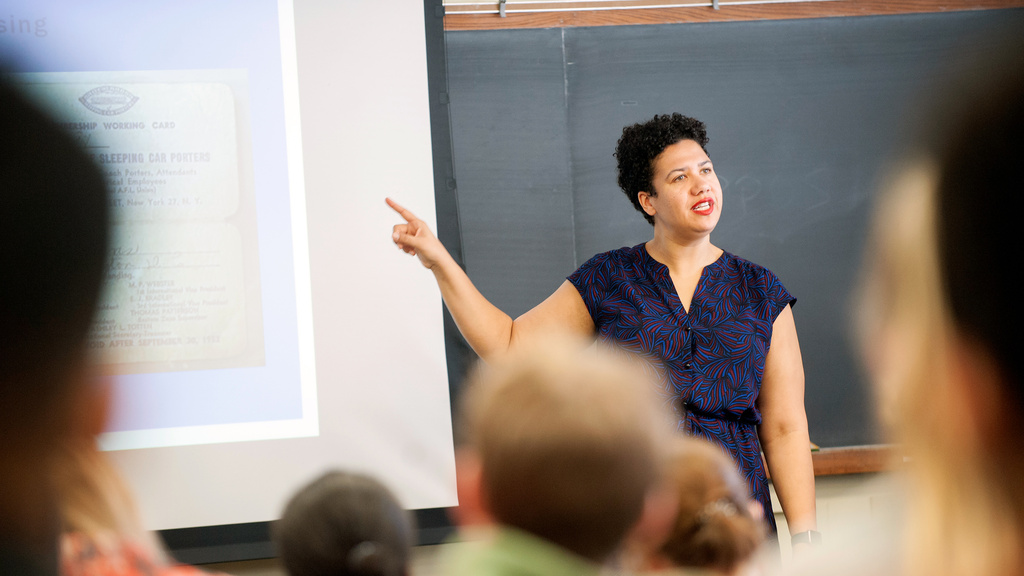 Professor Ashley Howard instructs a classroom full of African American Studies students.